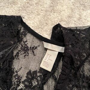 H&M lace top